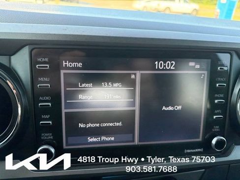 Used 2022 Toyota Tacoma TRD Off-Road AWD/4WD image 20