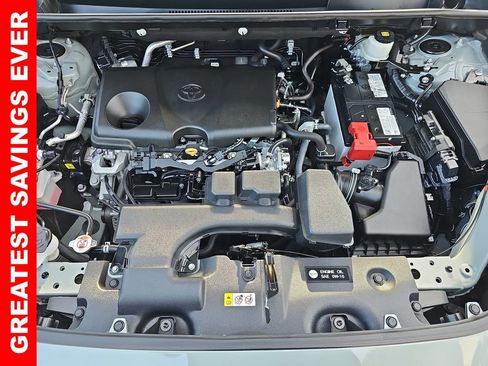 Used 2022 Toyota RAV4 XLE image 33
