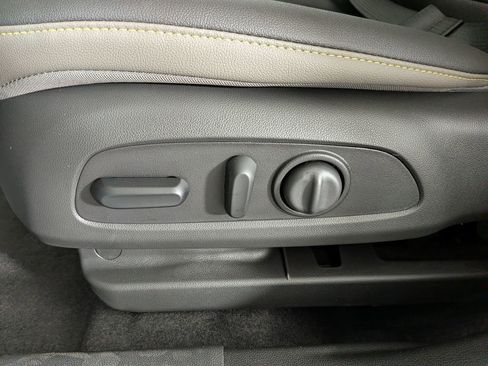 New 2026 Chevrolet Trax ACTIV w/ Driver Confidence Package image 17