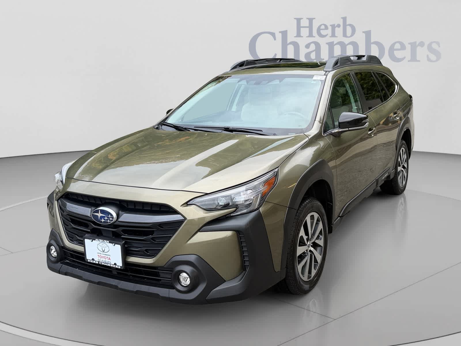 Used 2023 Subaru Outback Premium AWD/4WD image 11
