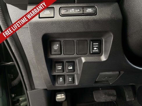 Used 2023 Nissan Frontier PRO-4X w/ Pro Convenience Package AWD/4WD image 37