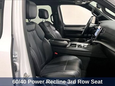 Used 2024 Jeep Wagoneer Series II AWD/4WD image 40