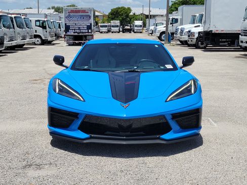 Used 2022 Chevrolet Corvette Stingray Preferred Cpe w/ Z51 Performance Package RWD image 8