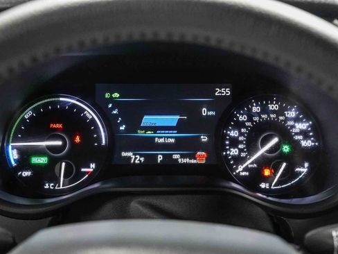 Certified 2026 Toyota Sienna XLE FWD image 26