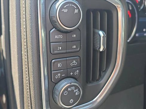Used 2019 Chevrolet Silverado 1500 RST AWD/4WD image 9