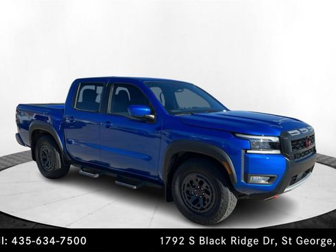 Used 2025 Nissan Frontier PRO-X image 7