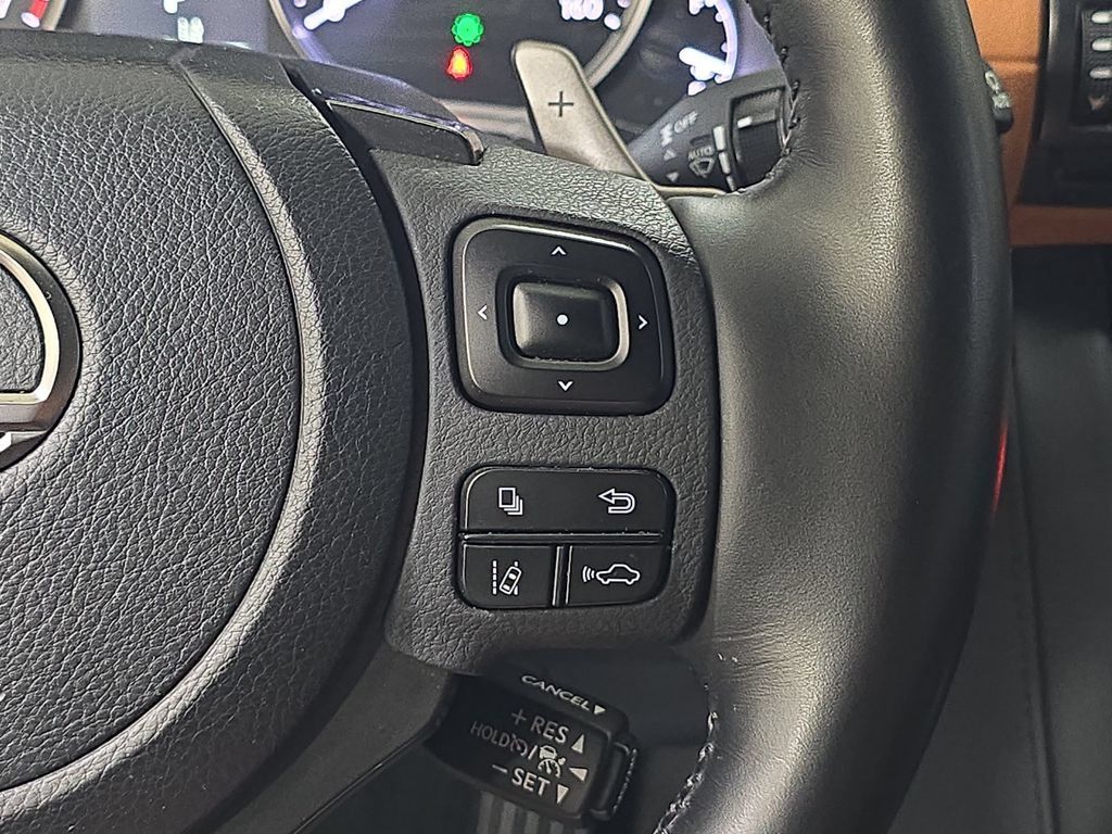 Used 2023 Lexus IS 300 w/ Premium Package RWD image 21