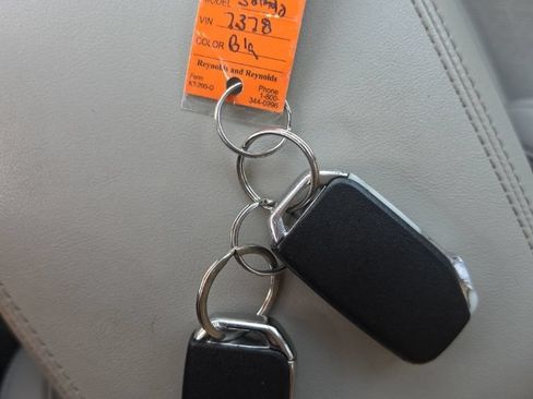 Used 2023 Kia Sorento S w/ Panoramic Sunroof Package FWD image 29