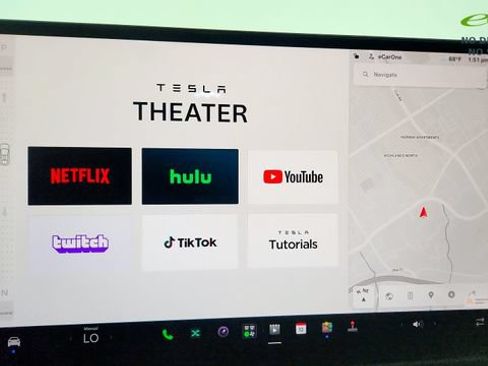 Used 2022 Tesla Model X AWD/4WD image 70