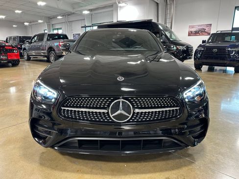 Used 2022 Mercedes-Benz E 350 Sedan image 2