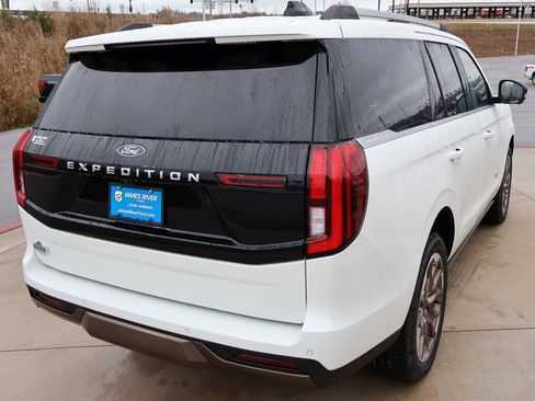 New 2025 Ford Expedition King Ranch image 5