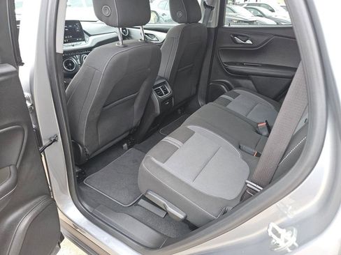 Used 2025 Chevrolet Blazer LT FWD image 28