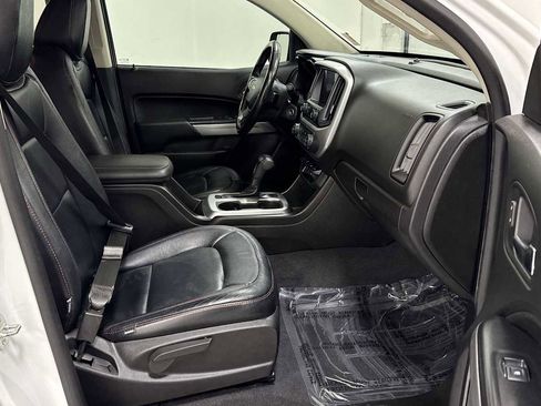 Used 2019 Chevrolet Colorado LT w/ Redline Special Edition image 29