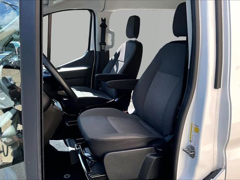 Used 2023 Ford Transit 350 XLT RWD image 8