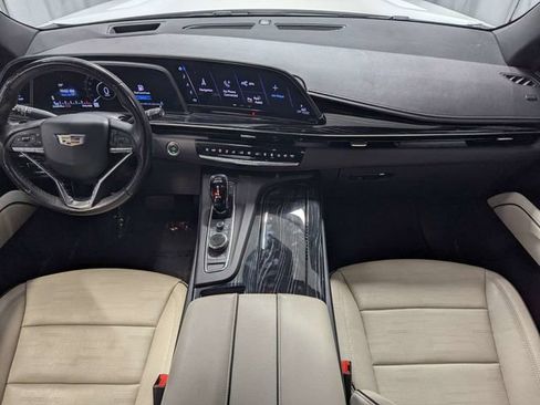 Used 2022 Cadillac Escalade ESV Sport RWD image 6