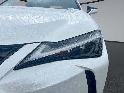 Used 2024 Lexus UX 250h FWD w/ Premium Package image 31