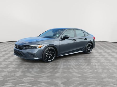 Used 2024 Honda Civic Sport image 4