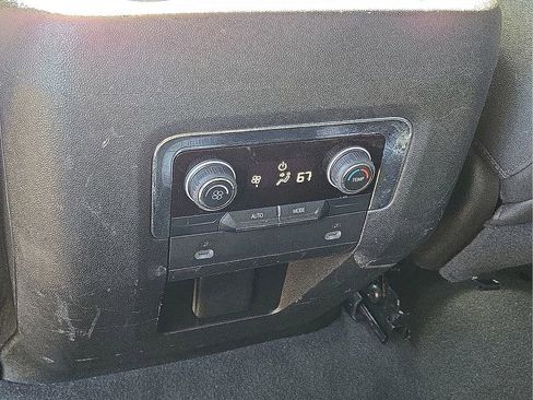 Used 2024 Chevrolet Tahoe LT image 16