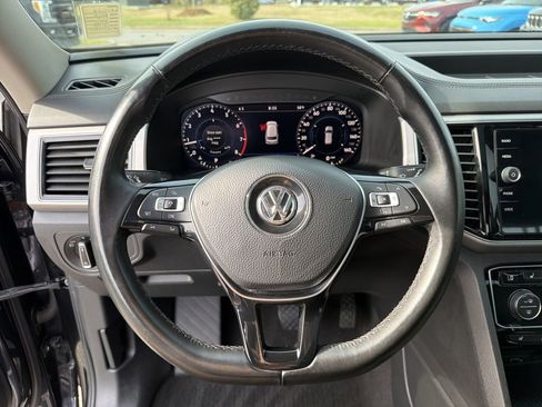 Used 2018 Volkswagen Atlas SEL Premium image 26