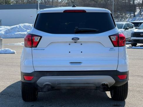 Used 2019 Ford Escape SE image 38
