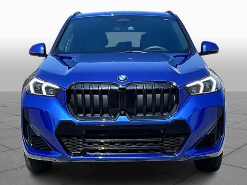 Used 2025 BMW X1 xDrive28i w/ Premium Package AWD/4WD image 3