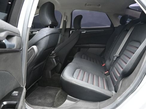 Used 2016 Ford Fusion SE AWD/4WD image 21