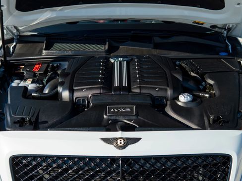 Used 2020 Bentley Bentayga Speed image 29