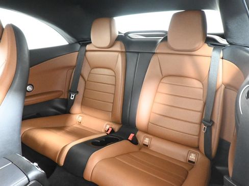 Used 2020 Mercedes-Benz C 300 4MATIC Cabriolet image 4