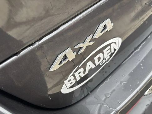 New 2025 Jeep Grand Cherokee L Limited image 10