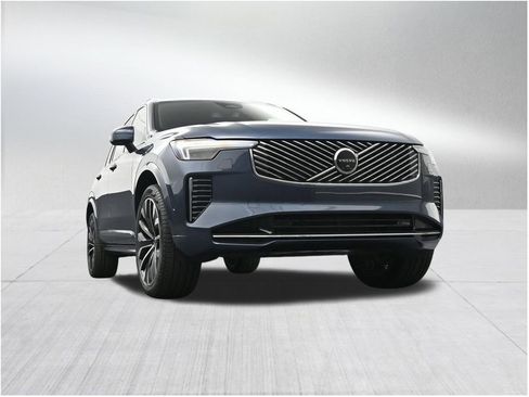 New 2026 Volvo XC90 B6 Plus w/ Protection Package Premier AWD/4WD image 27