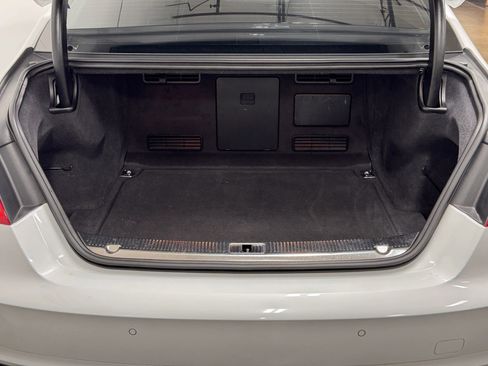 Used 2013 Audi S8 w/ Full Leather Pkg image 6