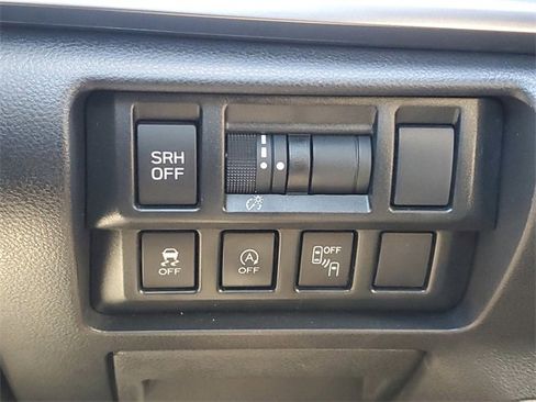 Certified 2023 Subaru Crosstrek 2.5i Limited image 17