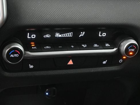 Used 2024 MAZDA CX-50 AWD 2.5 S w/ Weather Package image 24