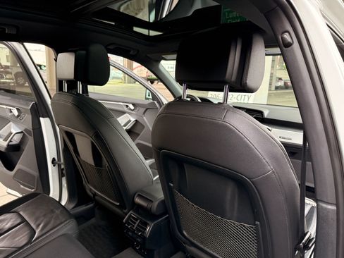 Used 2020 Audi Q3 2.0T Premium image 18