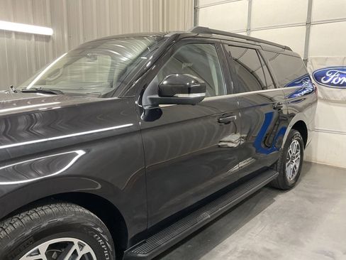 Used 2025 Ford Expedition Max Active image 5