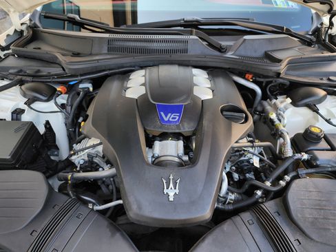 Used 2022 Maserati Ghibli Modena Q4 image 24