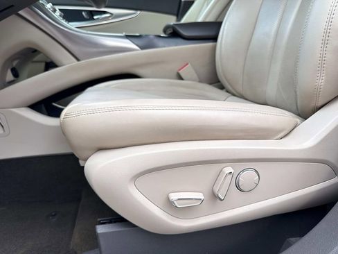 Used 2019 Lincoln Nautilus Select image 20