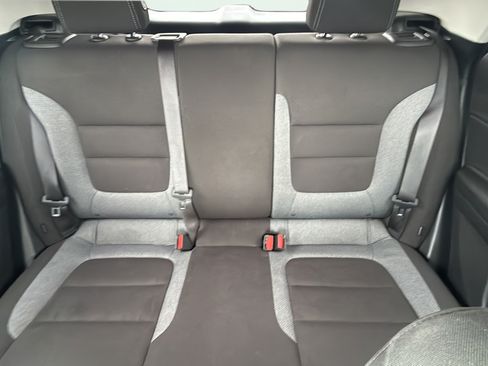 Used 2025 Chevrolet TrailBlazer LT AWD/4WD image 32