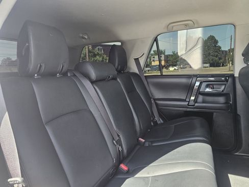 Used 2019 Toyota 4Runner TRD Off-Road AWD/4WD image 42