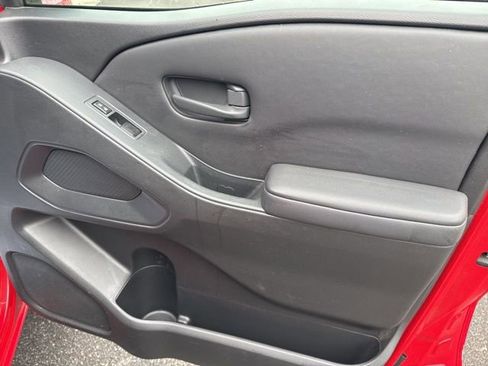 Used 2023 Nissan Frontier S 4D Crew Cab image 30