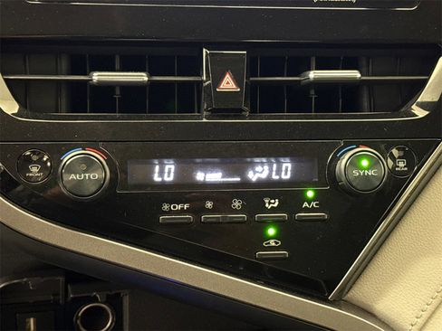 Used 2023 Toyota Camry LE image 23