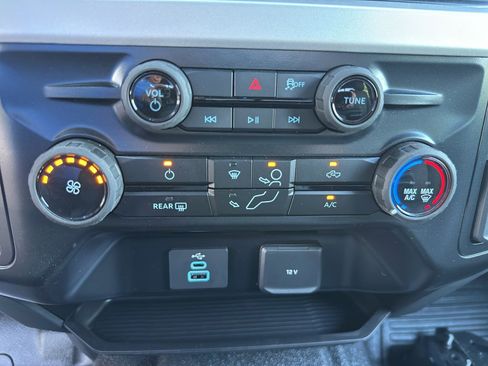 New 2025 Ford F350 XL w/ XL Chrome Package image 29