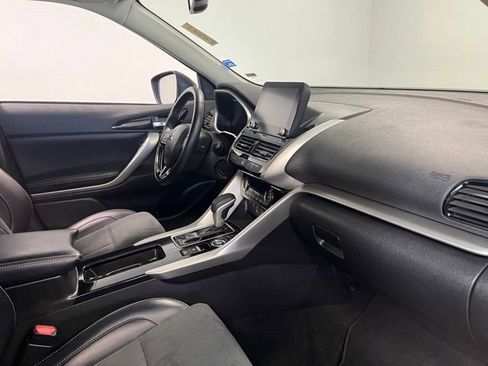 Used 2024 Mitsubishi Eclipse Cross SE image 11