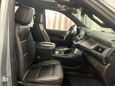 Used 2023 Chevrolet Tahoe LT w/ LT Signature Plus Package image 11