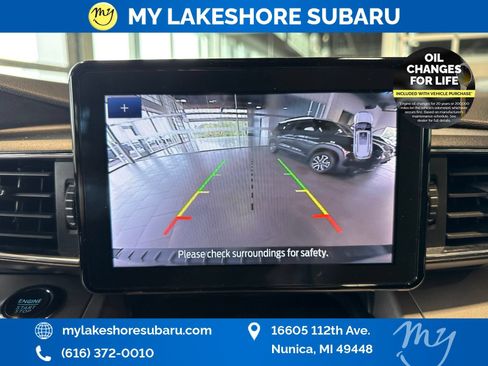 Used 2022 Ford Explorer XLT w/ Equipment Group 202A AWD/4WD image 23