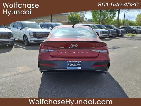 New 2026 Hyundai Elantra SEL Sport Premium FWD image 4