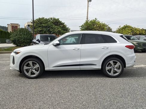 New 2025 Audi Q5 Premium Plus image 5