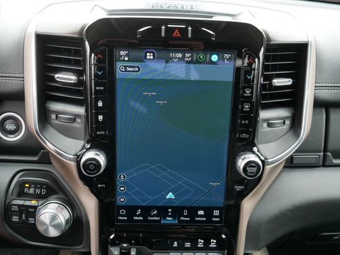 Used 2022 RAM 1500 Laramie image 30