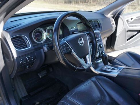 Used 2012 Volvo S60 T5 w/ Climate Pkg FWD image 14
