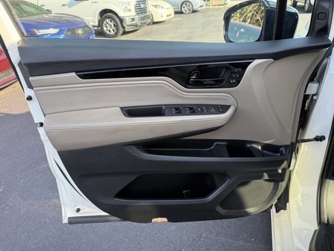 Used 2019 Honda Odyssey Elite image 36